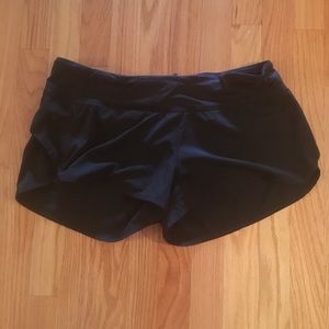 Lululemon Women’s Black Speed Short Sz 10